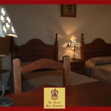 Hostal San Antonio Iscar Exterior foto